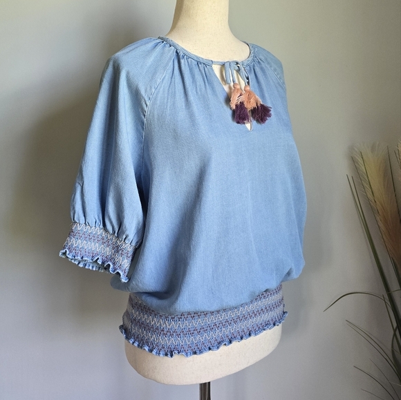 Matilda Jane Enchanted Garden Maysville Smocked Tassel Chambray Top SZ Small - Picture 6 of 13